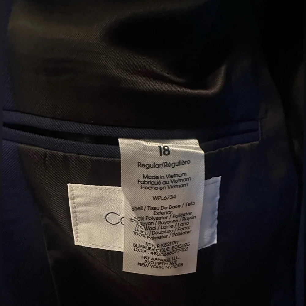 Calvin Klein boys suit - Picture 4 of 4